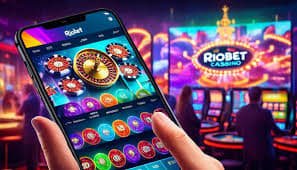 Online Card Games Poker Table တွင် Myanmar ကစားသူများ Strategy ဖြင့် ကစားနေသည့် မြင်ကွင်း